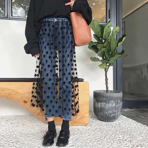 Екстравагантни дамски дънки с черен тюл