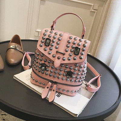 Дамска раница с метални капси - няколко цвята