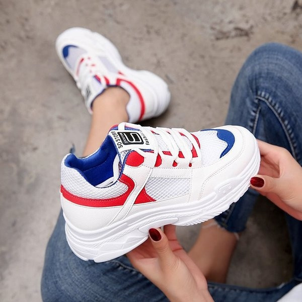 Tenisi dama comozi si respirabili in doua culori