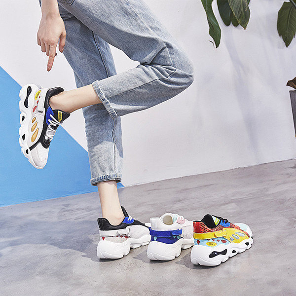 НОВ модел уникални дамски маратонки в три цвята