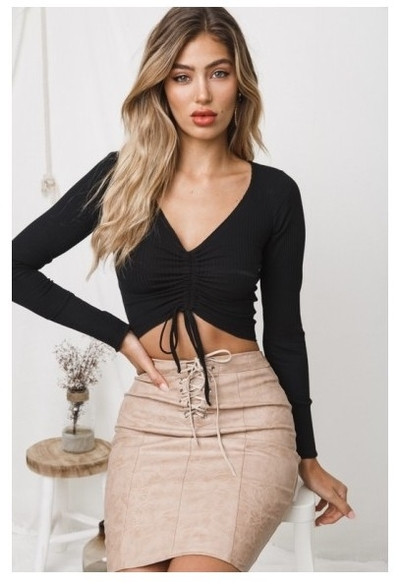 Стилен дамски топ с дълъг ръкав и V-образно деколте в няколко цвята