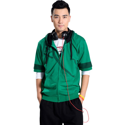 Мъжко спортно-ежедневно яке с качулка в различни цветове