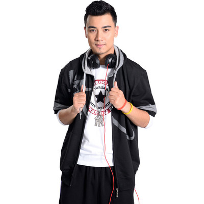 Мъжко спортно-ежедневно яке с качулка в различни цветове