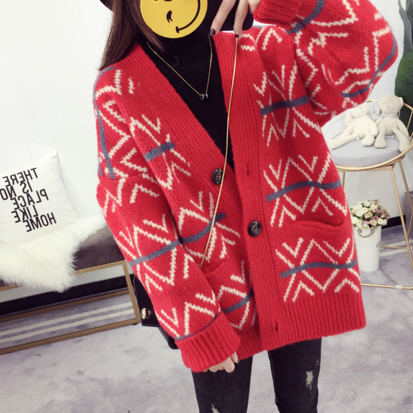 Дамска плътна жилетка с копчета - няколко цвята