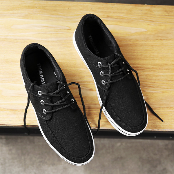 Модерни мъжки маратонки в три цвята