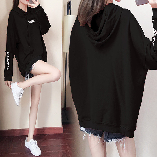 Ευρεία μοντέρνα γυναικεία φούτερ με κουκούλα και επιγραφές σε τρία χρώματα