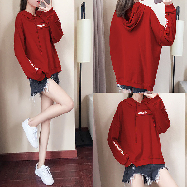 Ευρεία μοντέρνα γυναικεία φούτερ με κουκούλα και επιγραφές σε τρία χρώματα