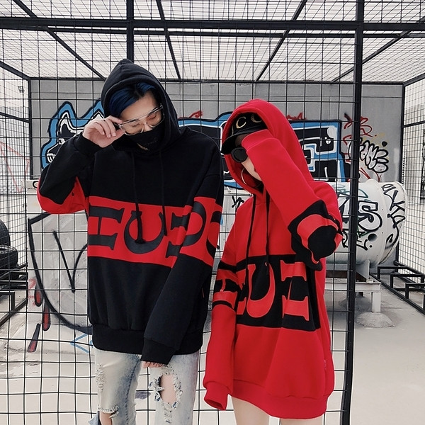 Плътен суичър в черен и червен цвят подходящ за жени и мъже