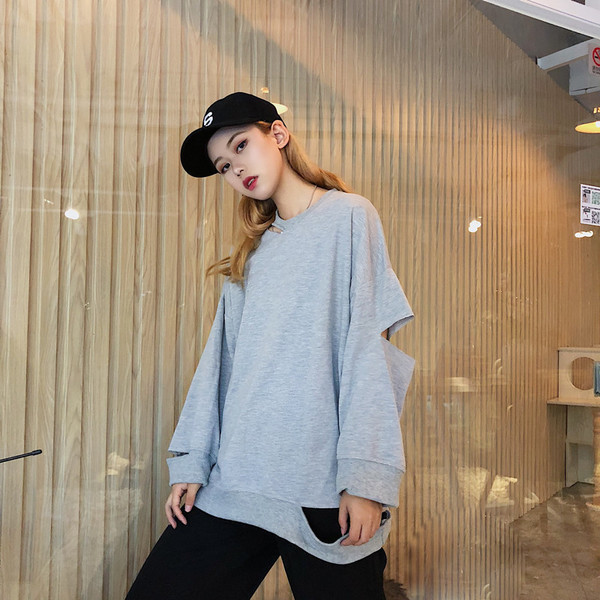 Hanorac de damă cu motive rupte în gri și negru