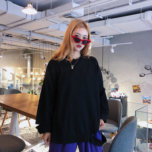 Hanorac de damă cu motive rupte în gri și negru