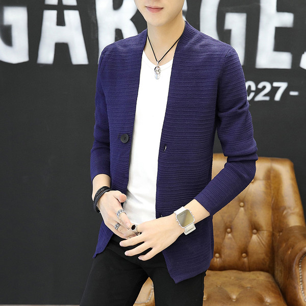 Мъжка жилетка в три цвята с V-образно деколте