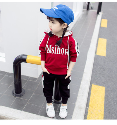 Детски спортен сет за момичета включващ блуза с качулка и панталон-два цвята