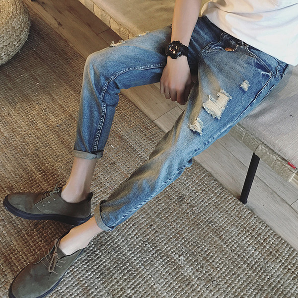 Мъжки дънки в няколко цвята подходящи за ежедневието