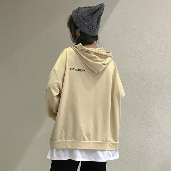 Дамски суичър с надпис в четири цвята - широк модел