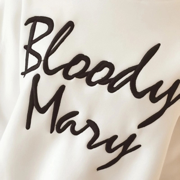 Hanorac casual dama cu guler in forma de O si inscription in mai multe culori