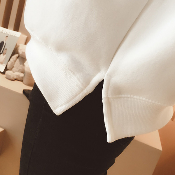 Hanorac casual dama cu guler in forma de O si inscription in mai multe culori