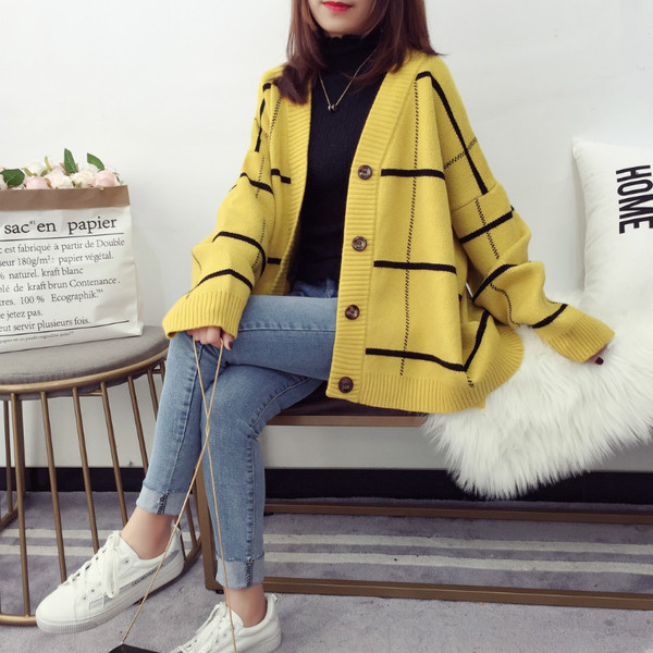 Дамска карирана жилетка в няколко цвята - свободен модел