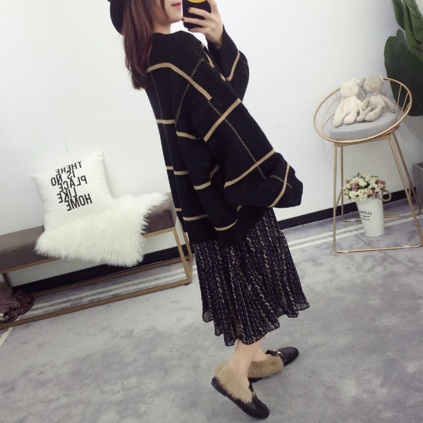 Дамска карирана жилетка в няколко цвята - свободен модел