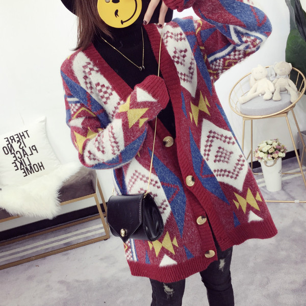 Дамска издължена жилетка с шарен десен