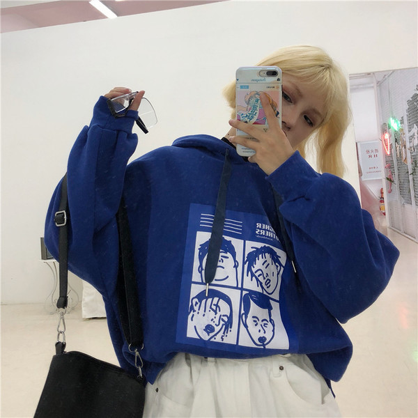 Hanorac de dama cu imprimeu si gluga in maro, albastru si negru