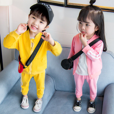 Спортен детски комплект за момичета от две части в жълт и розов цвят