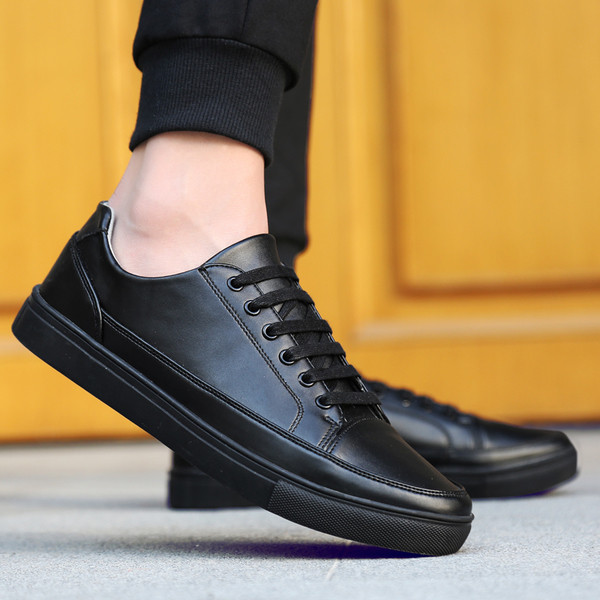 Мъжки кецове в бял и черен цвят