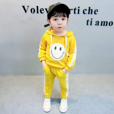 Детски спортен комплект за момичета от две части с апликация в жълт и розов цвят