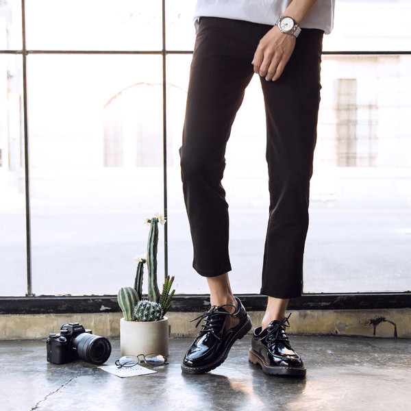 Мъжки обувки в различни модели в черен цвят