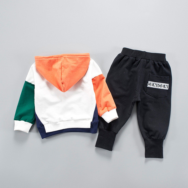 Спортен детски комплект за момчета от две части