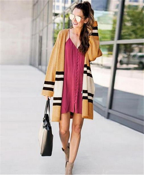 Дълга дамска жилетка подходяща за ежедневие