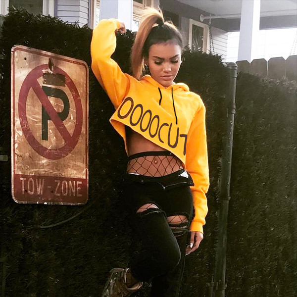 Дамски модерен суичър с качулка и надпис в три цвята