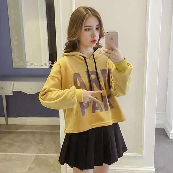 Дамски суичър от кадифе с надпис в няколко цвята