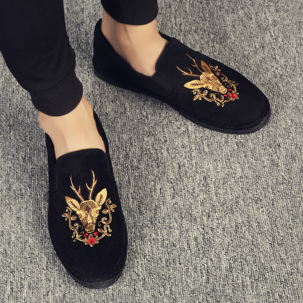 Модерни мъжки мокасини в различни цветове и модели