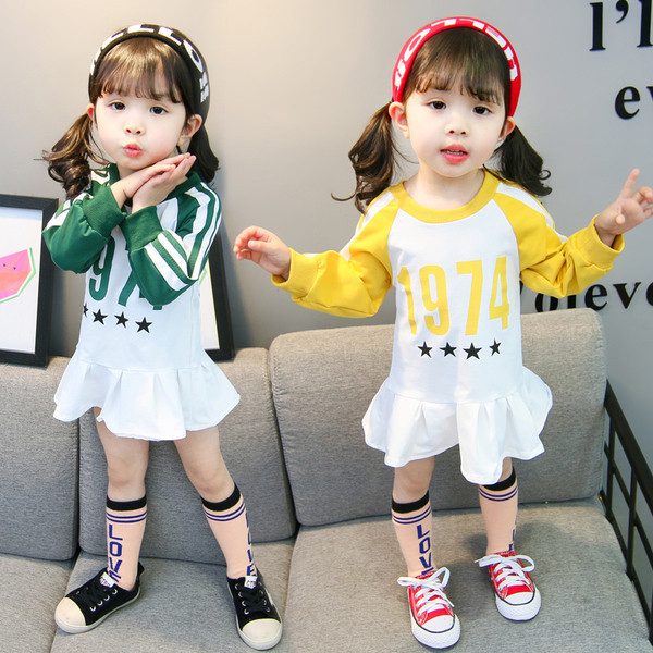 Детска спортна рокля с дълъг ръкав в два цвята