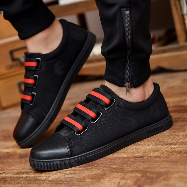 Мъжки маратонки в различни модели и цветове в черен цвят