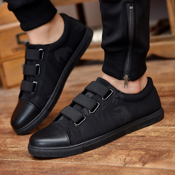 Мъжки маратонки в различни модели и цветове в черен цвят